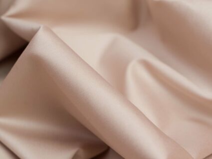 Простыня German Grass Noble Traditions Glace Beige Grass на резинке 460