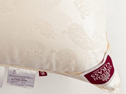 Подушка German Grass Silk Down Grass упругая 93